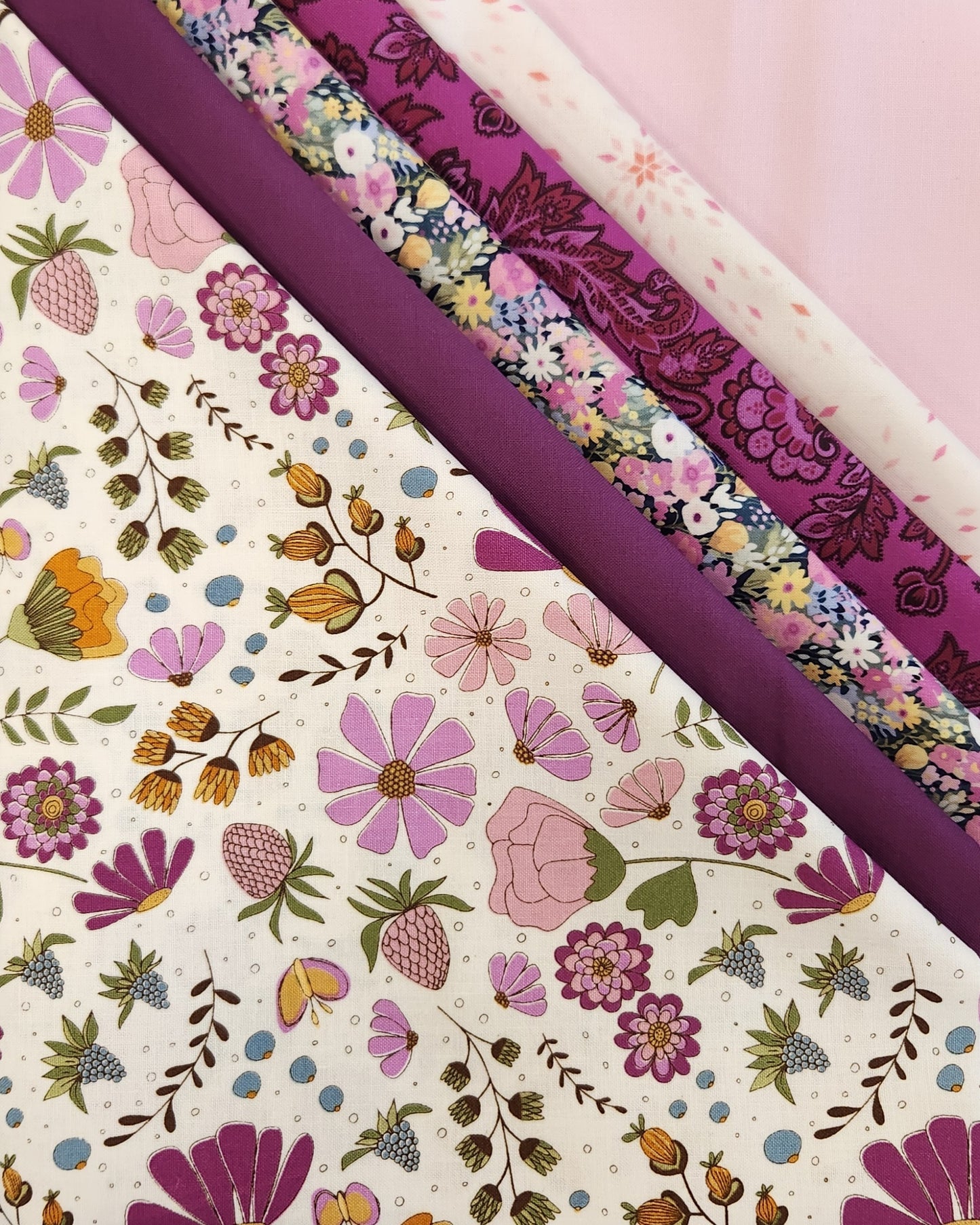 Violet Blooms - Six Pack (3+3 pattern type)