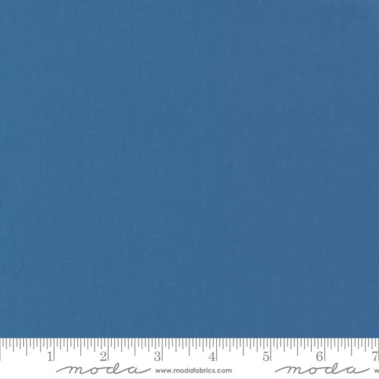 Bella Solids Sea 9900 138 Moda #1